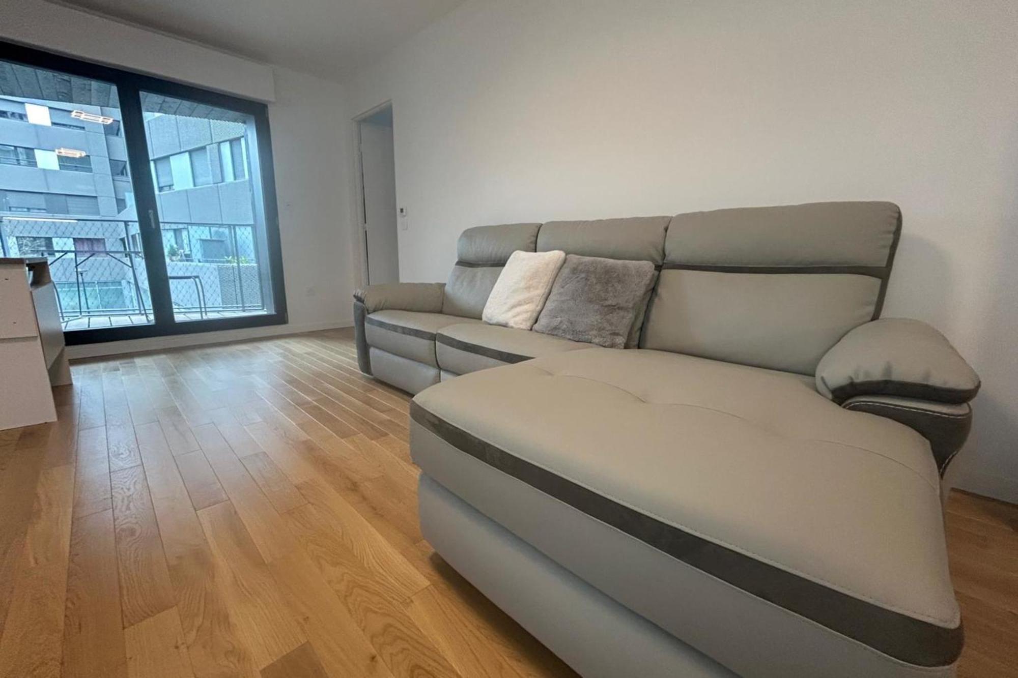 Appartement Spacious Appt With Balcony In The 13th *